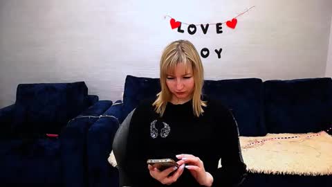 incredible_ariela online show from March 15, 10:07 am
