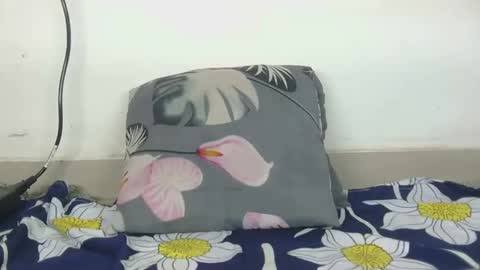 Aditi online show from April 10, 6:41 am