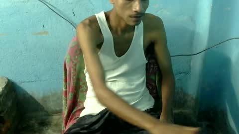 Snapshot of indian_bengali_boy chatting on October 2, 5:12 pm Suman Leo online show from October 2, 5:12 pm