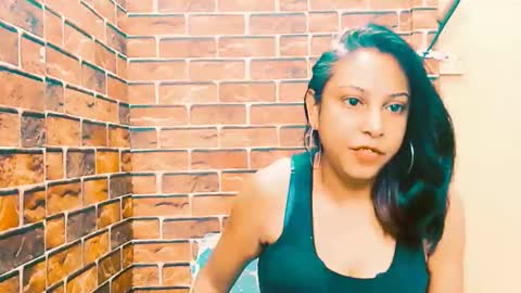 indian_spice_girl online show from May 28, 7:06 am