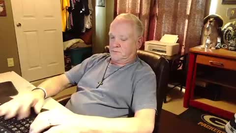 Papa online show from November 14, 8:33 pm