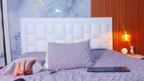Snapshot of indiancutiie chatting on February 12, 7:45 pm LITTLE AINHOA online show from February 12, 7:45 pm