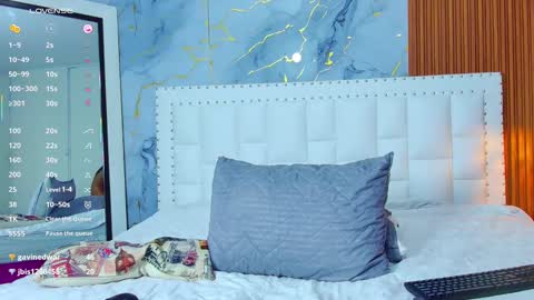 Snapshot of indiancutiie chatting on February 17, 7:44 pm LITTLE AINHOA online show from February 17, 7:44 pm
