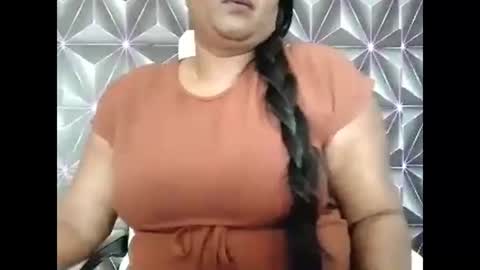 indiandelia online show from November 30, 11:17 am