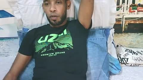 indianmagicmike69 online show from July 9, 4:33 pm