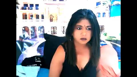 Snapshot of indianpleasurez1 chatting on October 7, 5:14 am Mika online show from October 7, 5:14 am