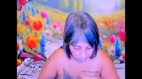 indianroxy27 online show from April 12, 1:15 pm