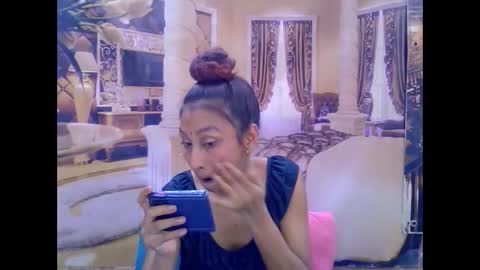 indiansexybutt4u2luv online show from March 11, 8:28 am