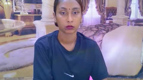 indiansexybutt4u2luv online show from March 7, 6:13 am