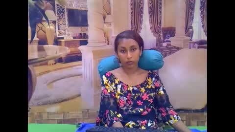 indiansexybutt4u2luv online show from February 1, 7:05 am