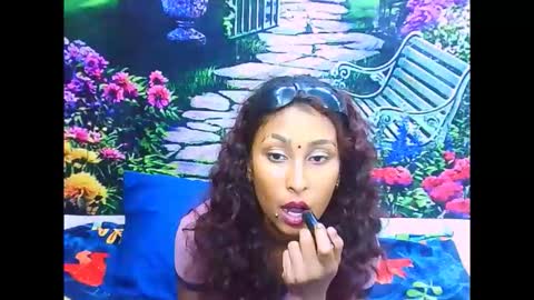 indiansexybutt4u2luv online show from February 9, 6:43 pm