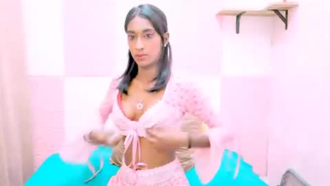 indiansunglaze694u online show from March 26, 5:40 pm