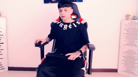 matias online show from April 18, 4:53 pm