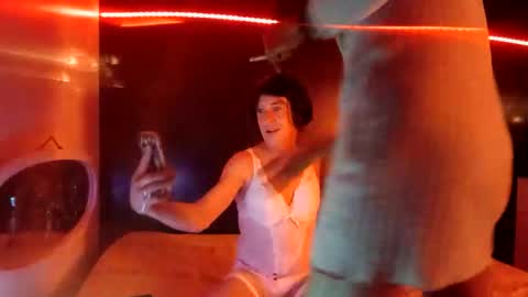 Lovely Marny online show from April 2, 3:14 am