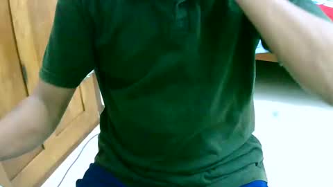 Inglorious Hairy Uncut online show from December 9, 4:37 pm