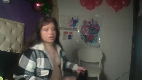 Snapshot of ingrid_casas chatting on October 6, 8:48 pm Ingrid petite online show from October 6, 8:48 pm