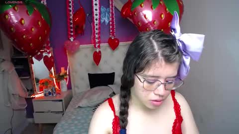 Snapshot of ingrid_casas chatting on February 19, 12:03 am Ingrid petite online show from February 19, 12:03 am