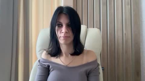 Snapshot of injaathome chatting on September 23, 6:07 am InjaAtHome online show from September 23, 6:07 am