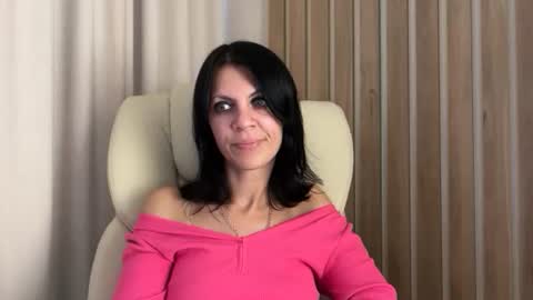 Snapshot of injaathome chatting on September 12, 3:25 pm InjaAtHome online show from September 12, 3:25 pm