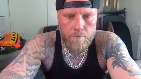 inked_king online show from November 10, 9:50 pm