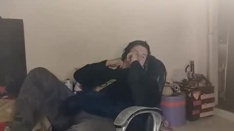 Snapshot of inkedsinners chatting on October 13, 11:29 pm inkedsinners online show from October 13, 11:29 pm