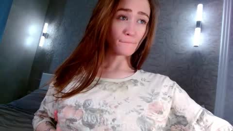 Lina online show from March 10, 1:32 pm