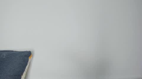 Snapshot of innocent__student18 chatting on September 25, 10:39 pm ALESSIA online show from September 25, 10:39 pm