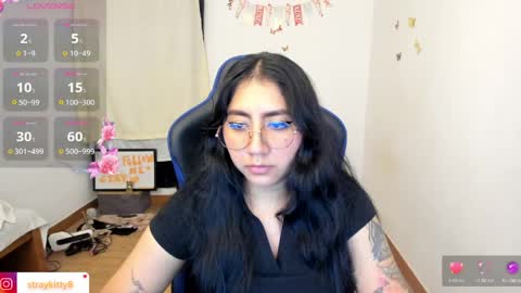 Luna        online show from June 5, 11:54 pm