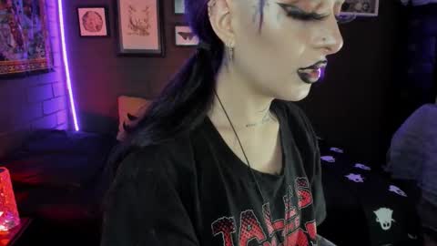   SANIA  online show from October 21, 6:44 pm