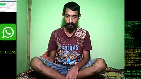 interne8famous online show from January 25, 11:02 am