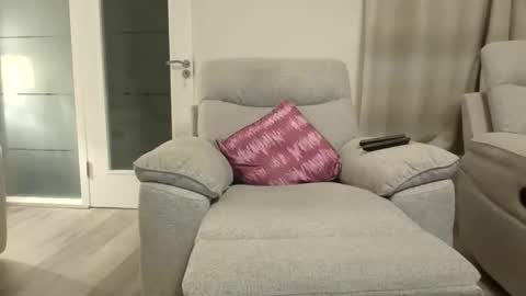 inthemood63 online show from March 16, 9:52 pm