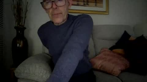 inthemood63 online show from March 15, 6:00 pm