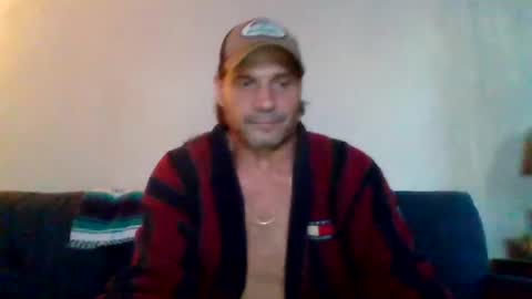 Snapshot of inurass2222 chatting on October 8, 12:22 pm inurass2222 online show from October 8, 12:22 pm