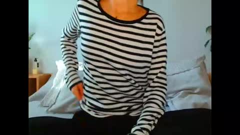 irina online show from November 13, 9:01 am