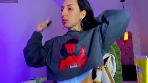 iris_77 online show from November 21, 11:30 am