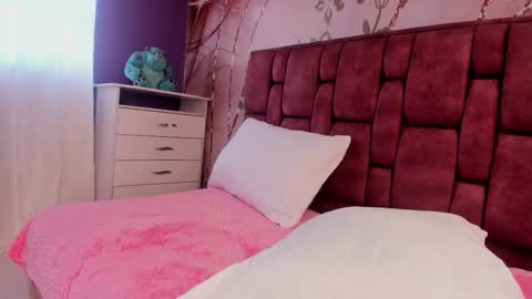 Iris online show from January 21, 12:50 pm