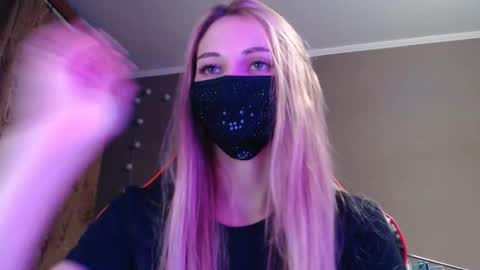 Lily online show from October 20, 5:29 pm