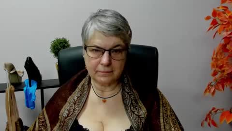 I R I S online show from January 23, 7:54 am