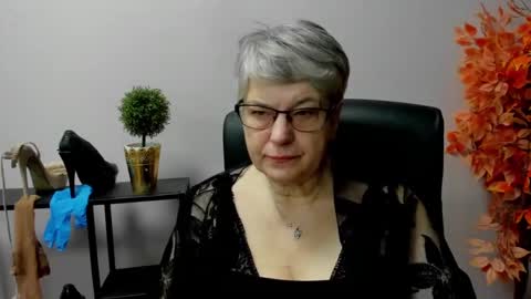 I R I S online show from March 4, 7:30 am