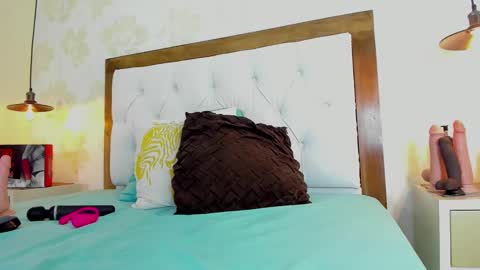 Snapshot of irisclark1 chatting on September 25, 8:27 pm Iris online show from September 25, 8:27 pm