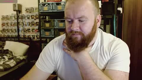 twitter theirishman205 online show from September 26, 5:10 pm