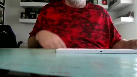 Irishdudelove online show from February 10, 2:26 pm