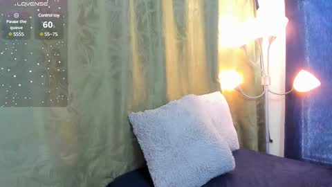 Snapshot of iriss_25 chatting on March 10, 12:49 pm iris online show from March 10, 12:49 pm