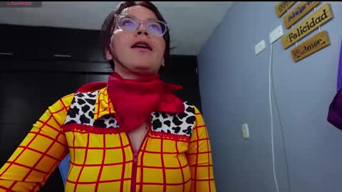 Snapshot of iriss_cardenas chatting on September 23, 11:15 am iriss_cardenas online show from September 23, 11:15 am