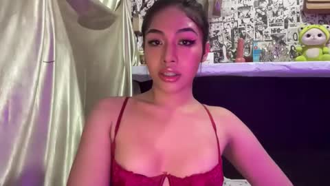 Snapshot of iriss_fox chatting on October 16, 4:17 pm iriss_fox online show from October 16, 4:17 pm