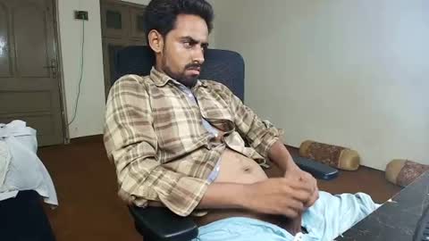 Naveed online show from July 27, 8:17 pm