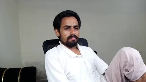Naveed online show from June 29, 5:23 pm