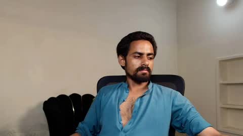 Naveed online show from June 22, 7:21 pm