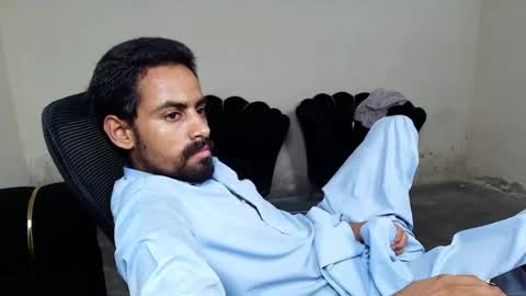 Naveed online show from June 24, 7:54 pm