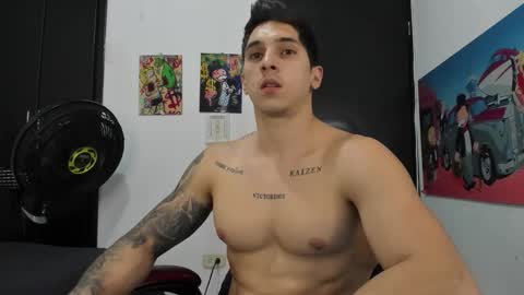 Snapshot of ironflex1 chatting on October 23, 8:42 pm Jake online show from October 23, 8:42 pm